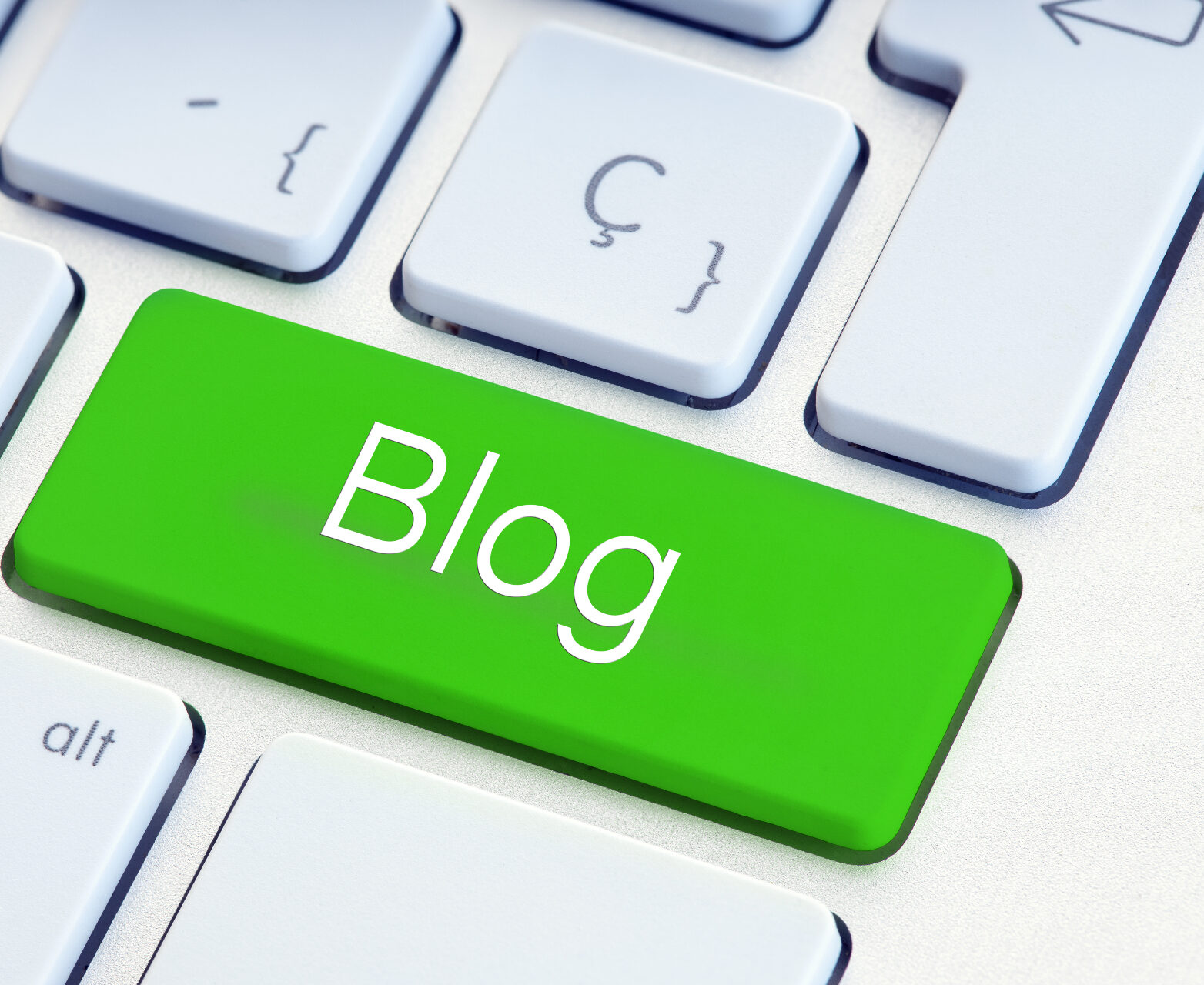 blog-word-on-blue-computer-key-2021-08-31-23-24-57-utc (1)