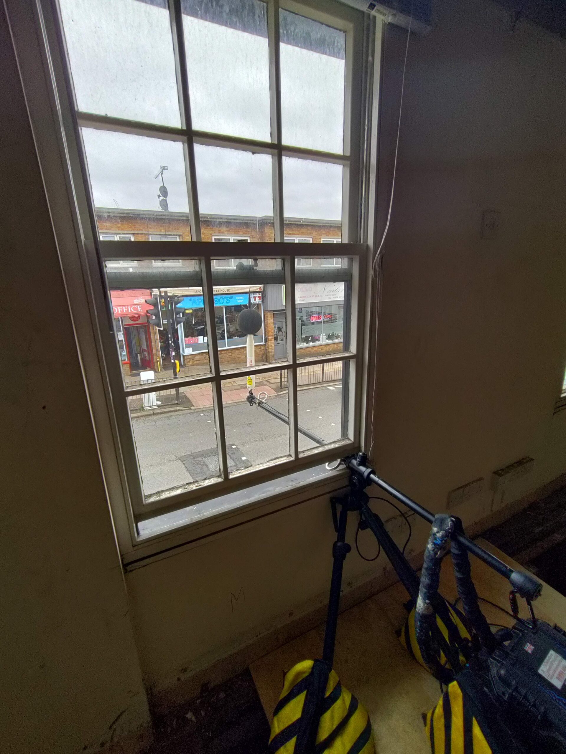 bs8233 first floor monitoring