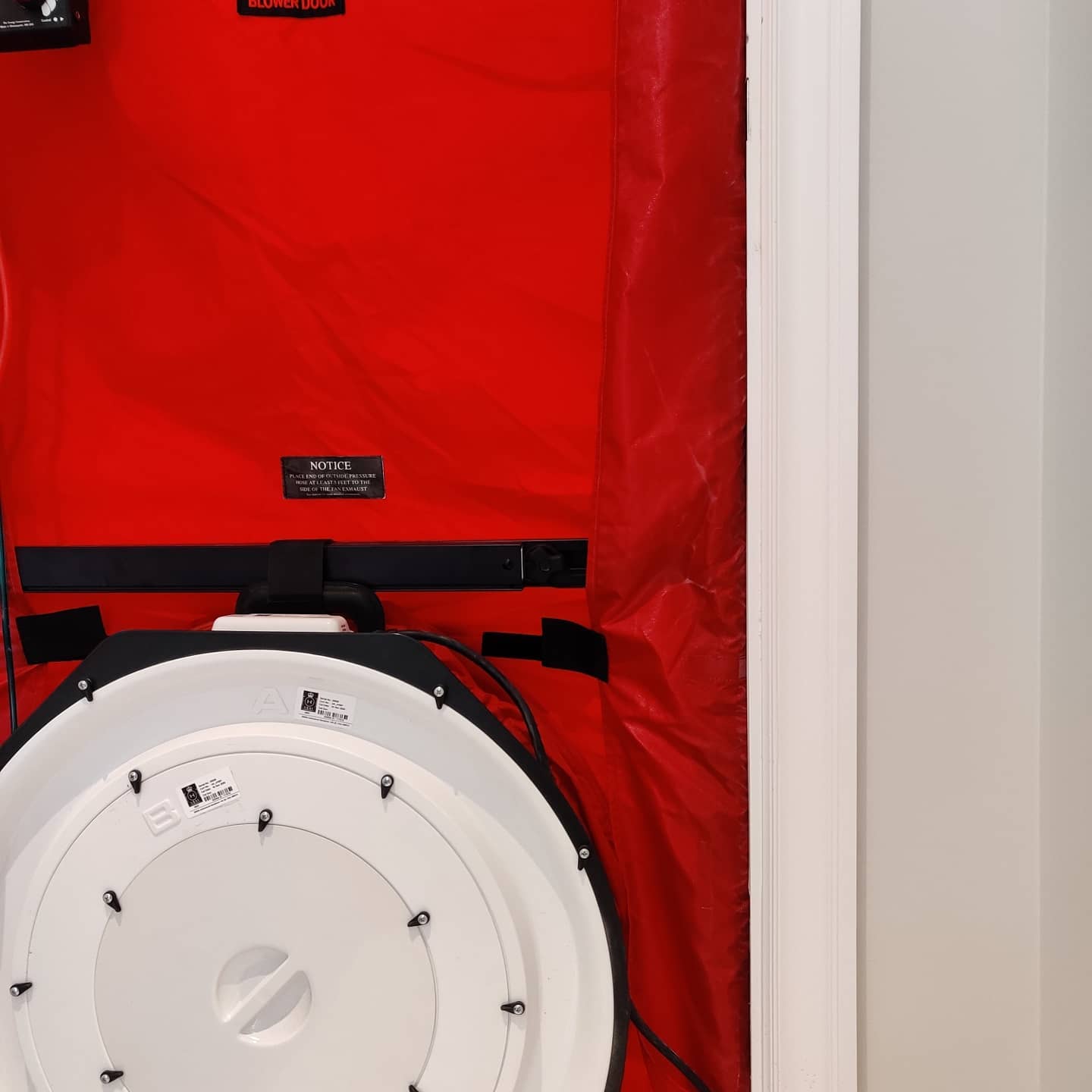 single fan test Air Tightness